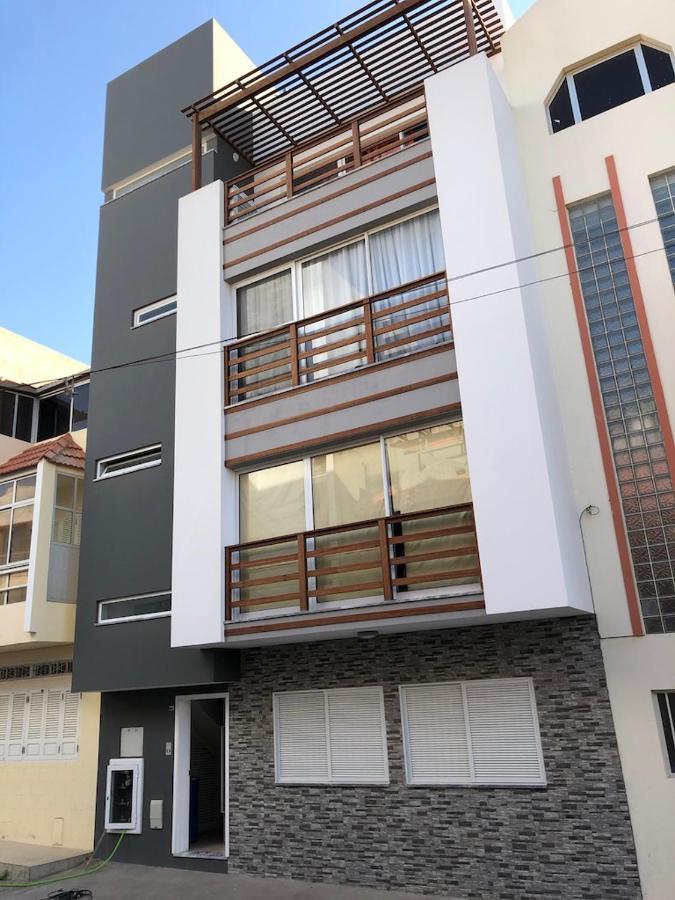 Duarte Apartments - Laginha ミンデロ エクステリア 写真